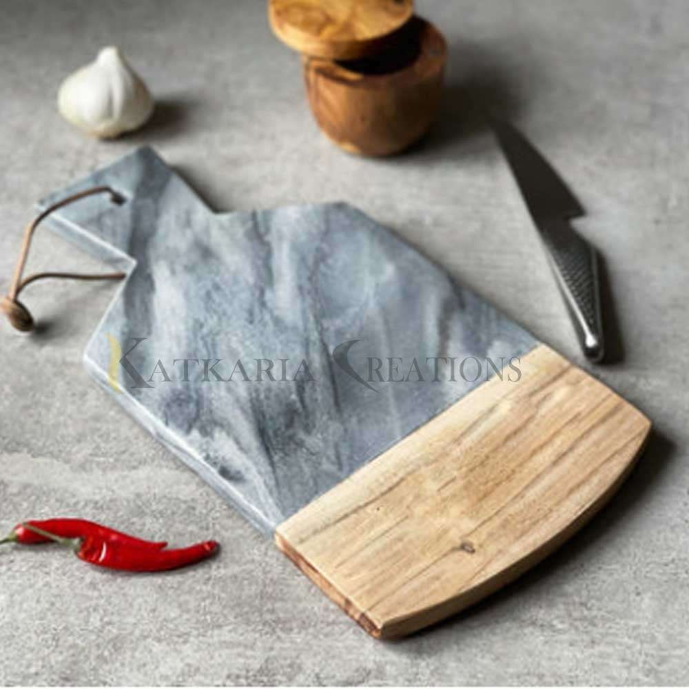 Kayampura & Wooden Cheese Board 